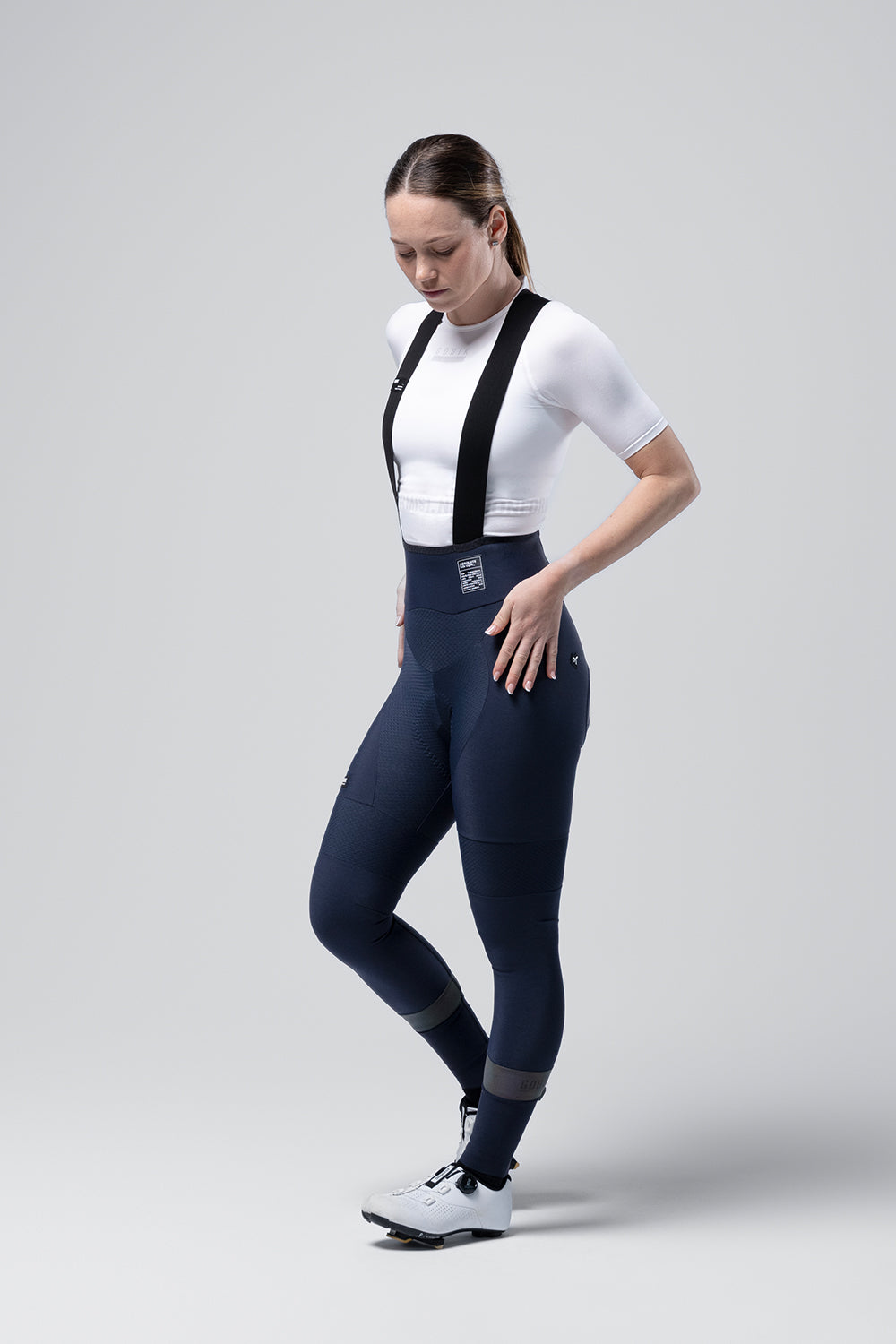 Culotte Largo Mujer Gobik Absolute 7.0 en Ultrablue, vista lateral sobre modelo #Color_Ultrablue