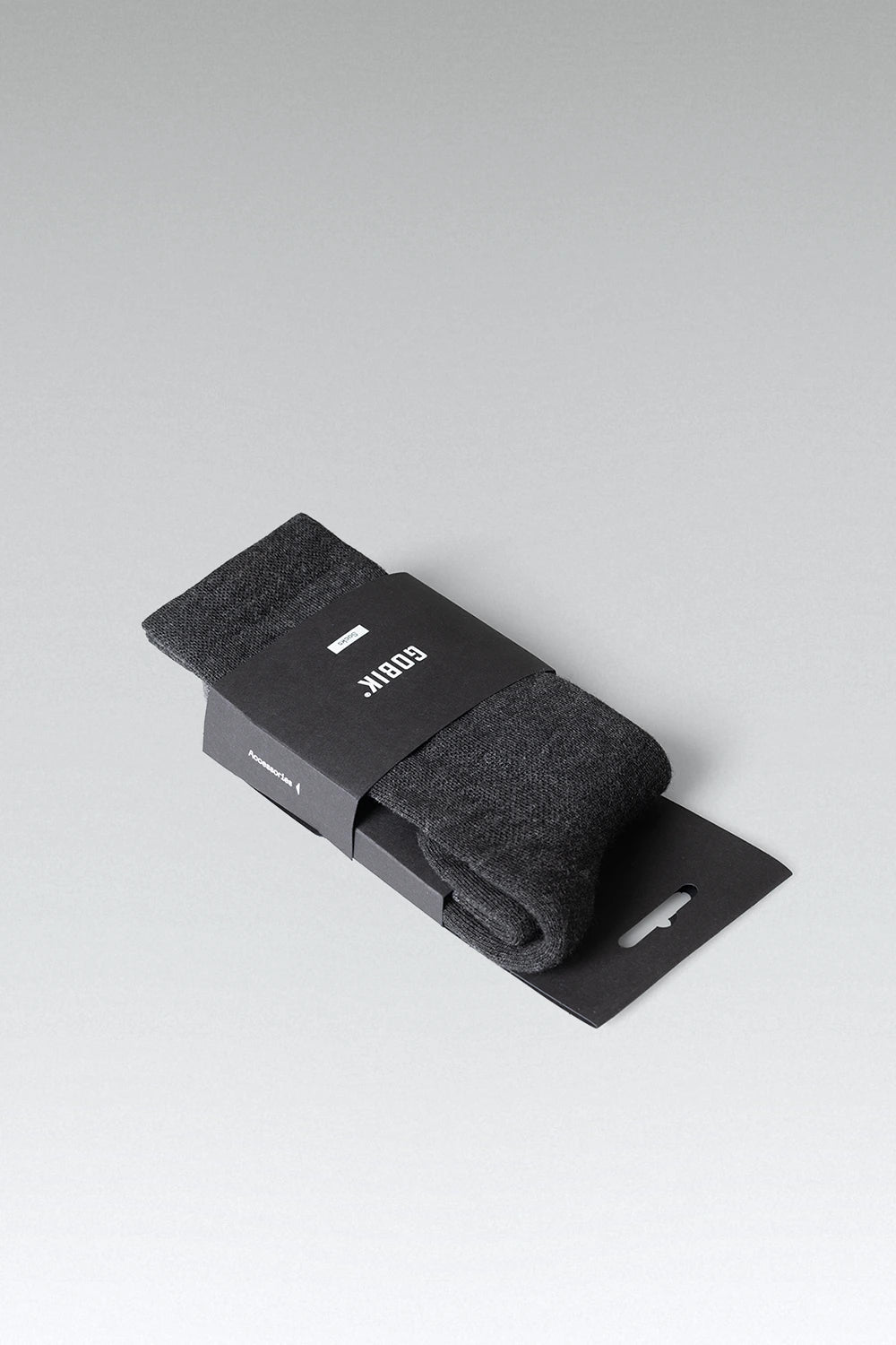 Calcetines Gobik Deep Winter Merino – Iron – detalle del empaquetado