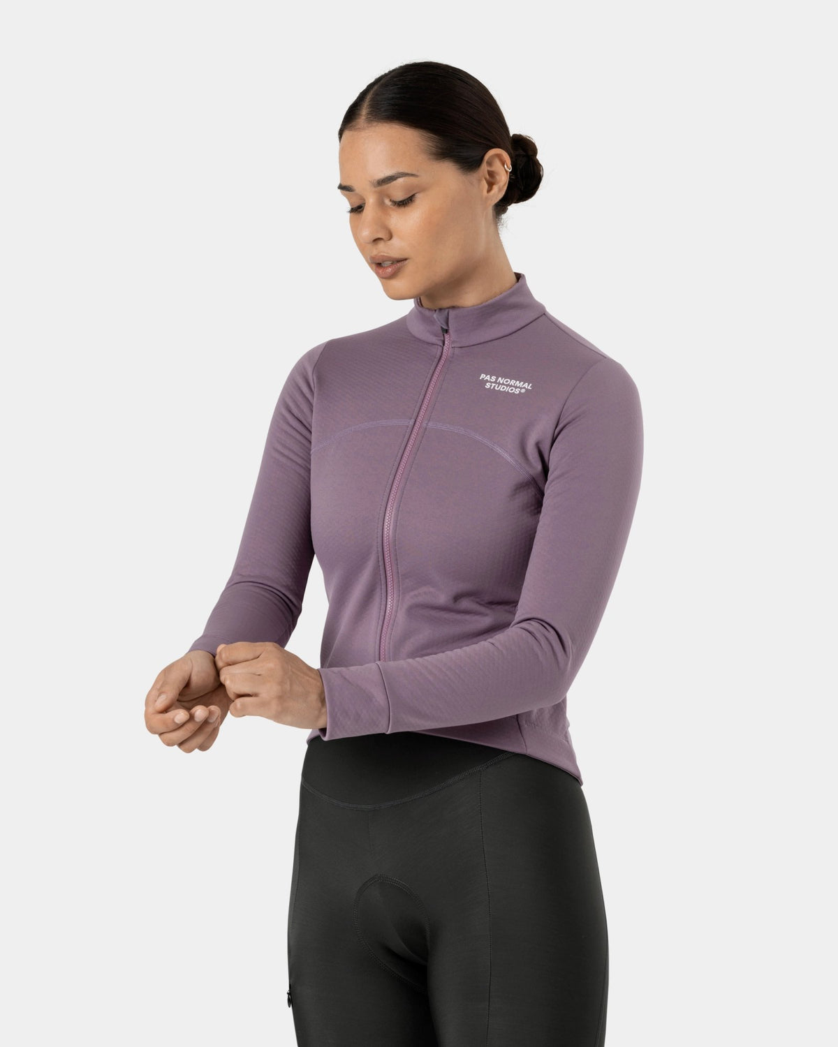 Maillot largo mujer Pas Normal Studios Essential Thermal en Dusty Purple, foto de modelo frontal #Color_Dusty Purple