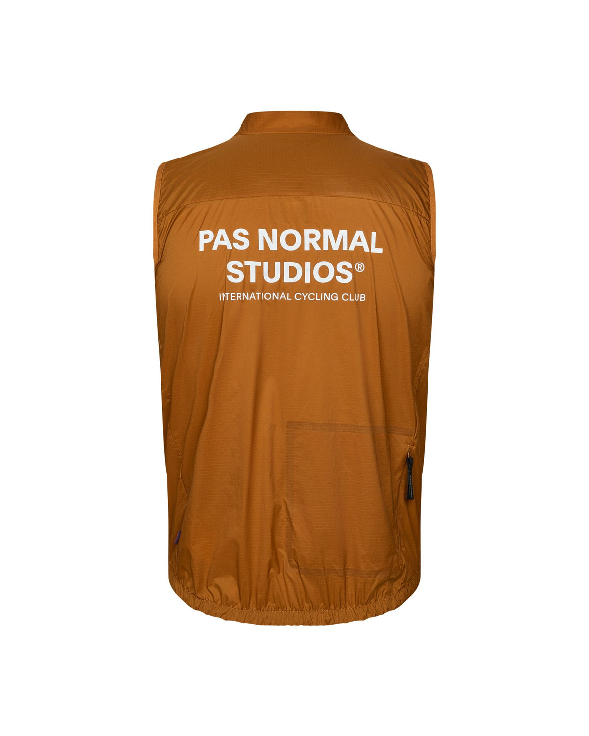 Chaleco PNS Essential Insulated en Pecan, vista trasera #Color_Pecan