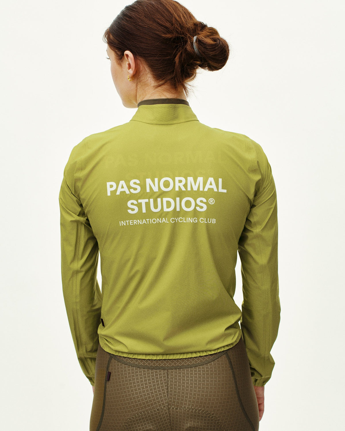 Chaqueta Mujer Pas Normal Studios Mechanism Rain, detalle técnico, color Moss Green #Color_Moss Green