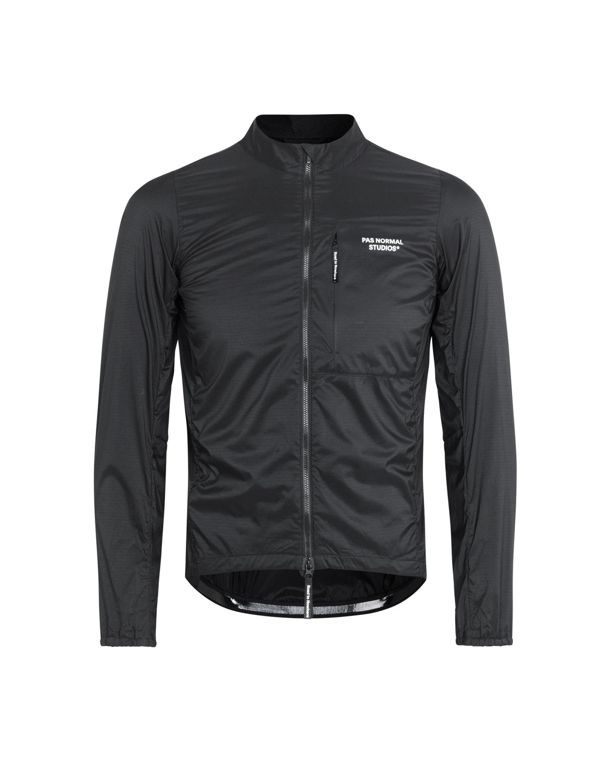Chaqueta PNS Essential Insulated en Black, vista frontal #Color_Black