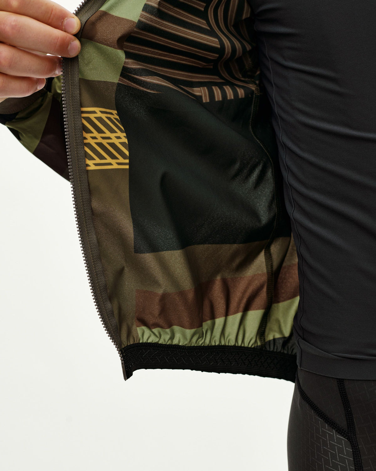 Chaqueta Pas Normal Studios Mechanism Stow Away AOP International Green, vista 6 #Color_AOP International Green