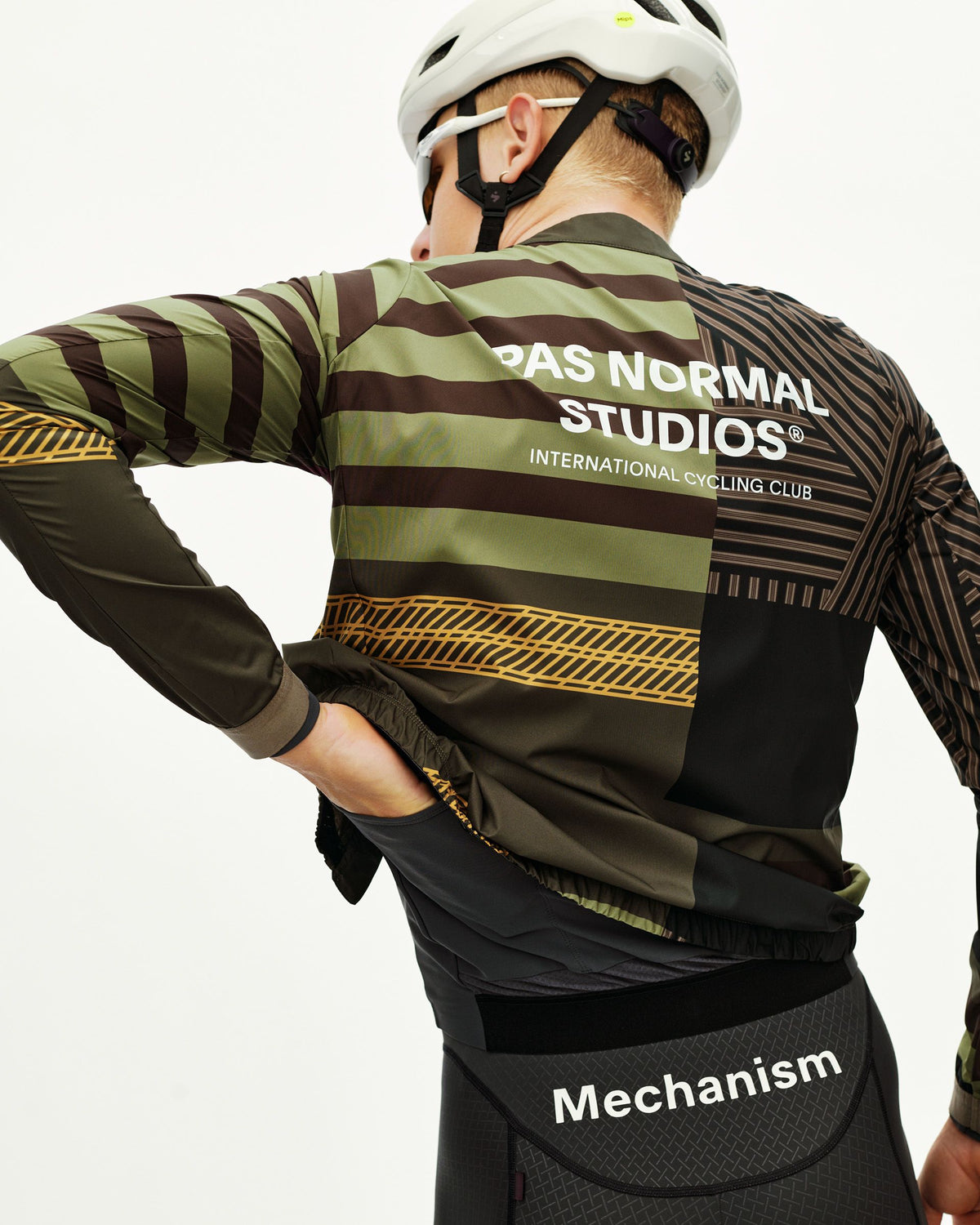 Chaqueta Pas Normal Studios Mechanism Stow Away AOP International Green, vista 10 #Color_AOP International Green