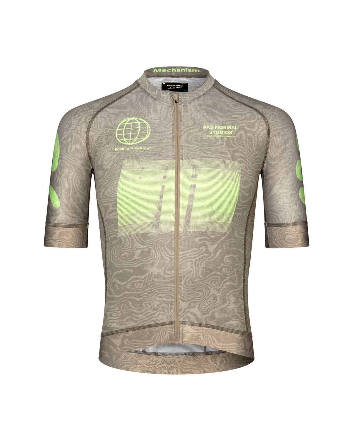 Maillot Corto Pas Normal Studios Mechanism Logo en AOP RTN Earth, producto plano sobre fondo #Color_AOP RTN Earth