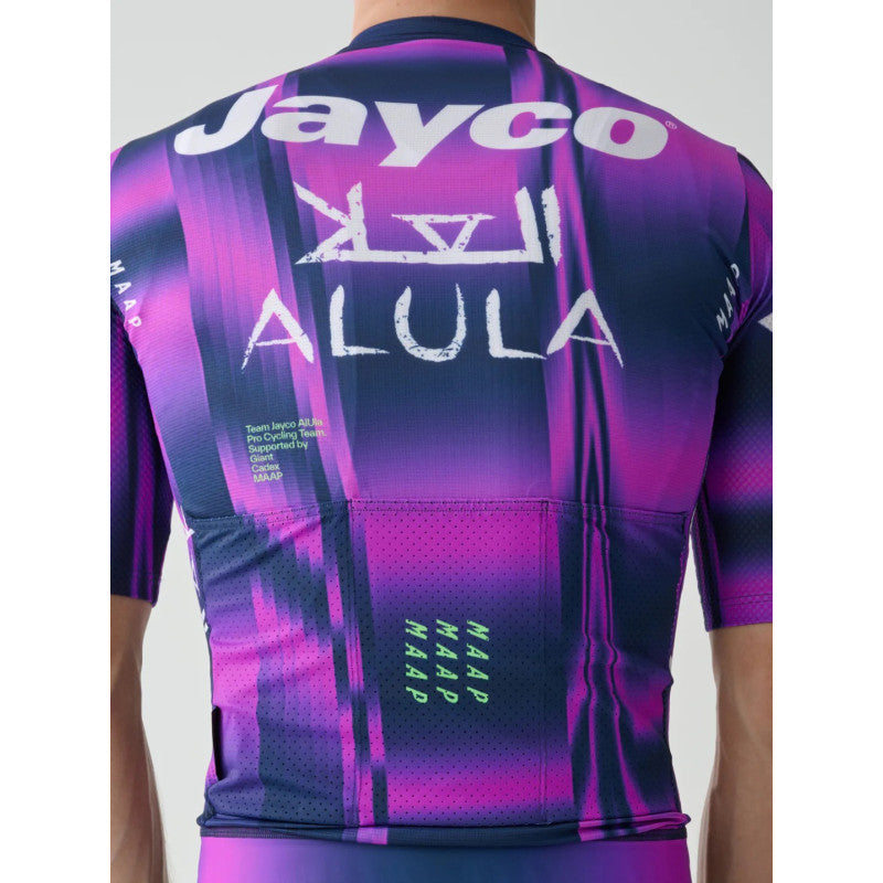 Maillot Corto Maap Jayco Alula GreenEDGE Pro Air Jersey en Aurora/Midnight, modelo, vista trasera #Color_Aurora/Midnight
